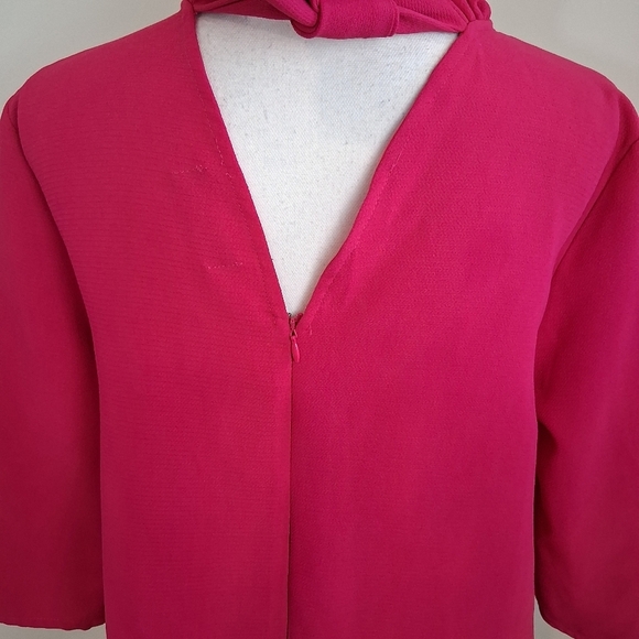 Tuckernuck Pomander Place Fuchsia Faye Blouse Size Medium - Picture 7 of 14